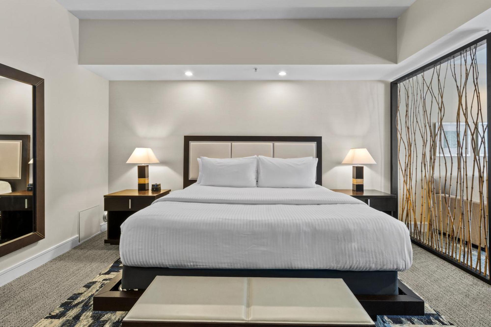 Provident Doral At The Blue Hotel Exterior photo