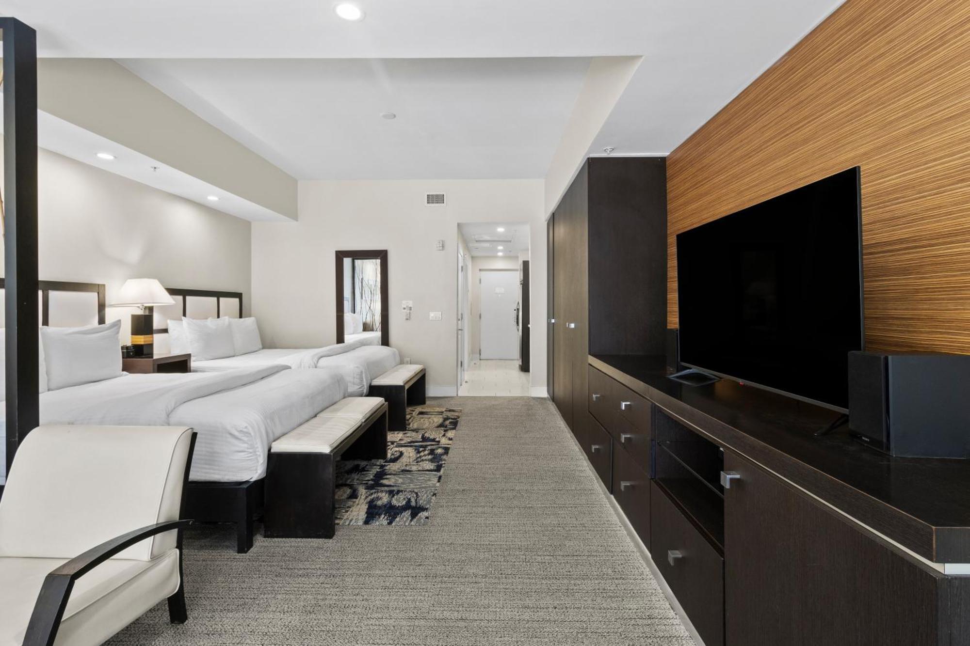 Provident Doral At The Blue Hotel Exterior photo